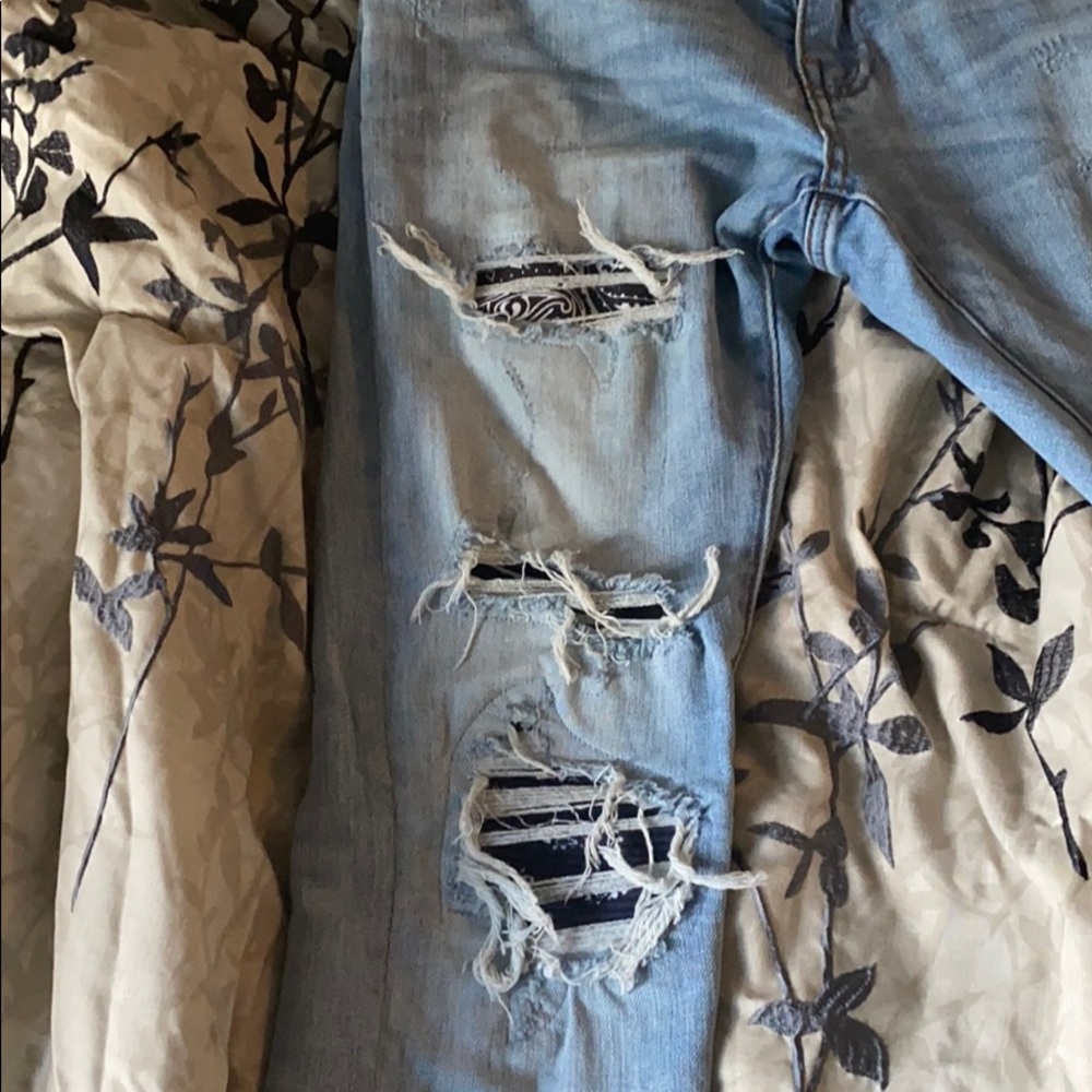 Size 30 great condition Amir a rare pair